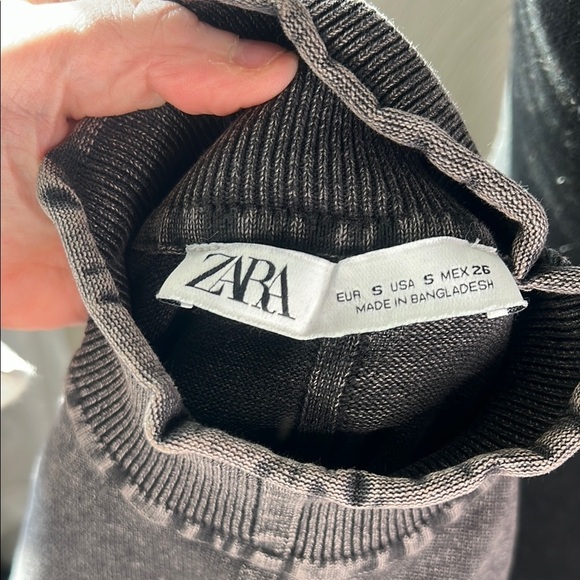 Zara Turtleneck Acid Wash Longsleeve Top Size S - Picture 6 of 7
